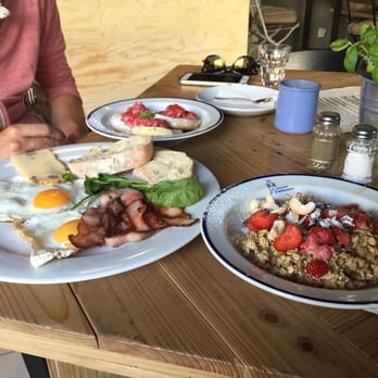 The Farm - Gluten free pancakes, brunch plate, and oatmeal. - Cafes Near Me - Prague, Puerto Rico