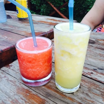 19.5 Km Restaurant - Strawberry Daquiri and Piña Colada - Seafood Near Me - Cancún, ROO 19.5 Km Restaurant - Strawberry Daquiri and Piña Colada - Seafood Near Me - Cancún, ROO