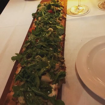 Seasons 52 - Flatbread - New American Near Me - Mclean, Virginia