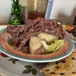 9th Street Grill - Corned beef & Cabbage