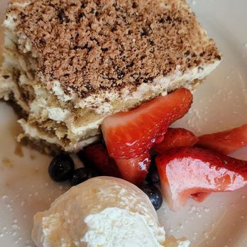 Sinatra's - Tirimisu - Italian Near Me - Buffalo, New York