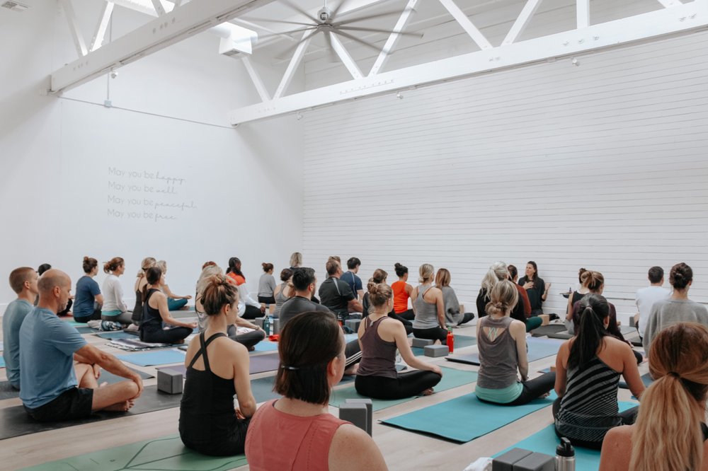 Social spots from Metta Yoga