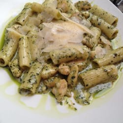 Pesto rigatoni