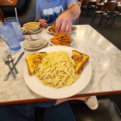 Plymouth Cafe - Chicken Alfredo with garlic toast-amazing!