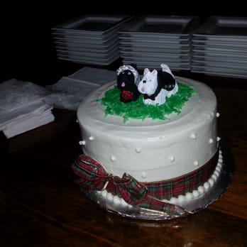 The Cake Gallery - Rehearsal dinner cake, Bristol, RI - Bakeries Near Me - Bristol, Rhode Island
