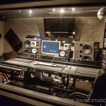 Future Sound Studios Hollywood - Aweome session at Future Sound !!! - Recording & Rehearsal Studios Near Me - Los Angeles, California Future Sound Studios Hollywood - Aweome session at Future Sound !!! - Recording & Rehearsal Studios Near Me - Los Angeles, California