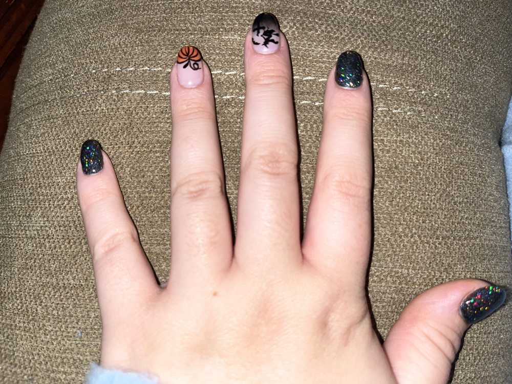 CRYSTAL NAIL SALON Updated September 2024 10 Reviews 378 Chase