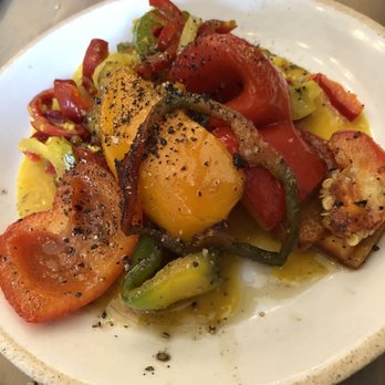 Bellflower - Sautéed bell peppers and piccallili - New American Near Me - Ypsilanti, Michigan