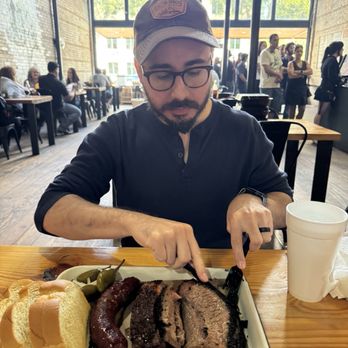 Burnt Bean- Seguin - Earring the brisket - Barbeque Near Me - Seguin, Texas Burnt Bean- Seguin - Earring the brisket - Barbeque Near Me - Seguin, Texas