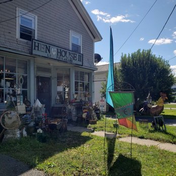 Hen House 2 Antiques - Antiques Near Me - Clarence Center, New York Hen House 2 Antiques - Antiques Near Me - Clarence Center, New York