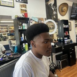 Traditions Barbershop - Afro Taper - Cut by Curtis