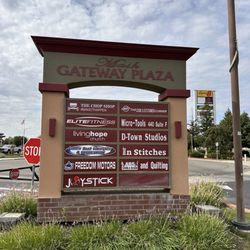 MASH Gateway Plaza