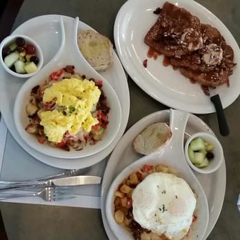 Turning Point - Wilbur skillet and OMG french toast - Breakfast & Brunch Near Me - Manalapan, New Jersey Turning Point - Wilbur skillet and OMG french toast - Breakfast & Brunch Near Me - Manalapan, New Jersey