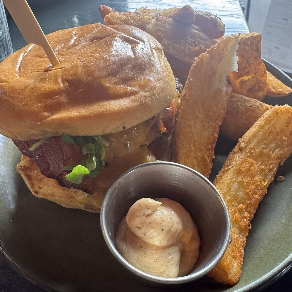 The Stubborn Mule - Smash Burger - New American Near Me - Orlando, Florida The Stubborn Mule - Smash Burger - New American Near Me - Orlando, Florida