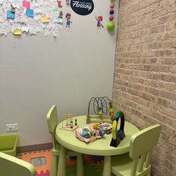 Smiles Pediatric Dentistry - The kids waiting room - Pediatric Dentists Near Me - Chicago, Illinois Smiles Pediatric Dentistry - The kids waiting room - Pediatric Dentists Near Me - Chicago, Illinois