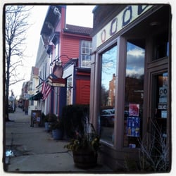 Lucias the Salon On Main