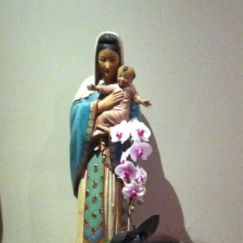 Chinatown Walking Tour - Virgin Mary &Baby Jesus statue at St. Mary Church - Walking Tours Near Me - San Francisco, California Chinatown Walking Tour - Virgin Mary &Baby Jesus statue at St. Mary Church - Walking Tours Near Me - San Francisco, California