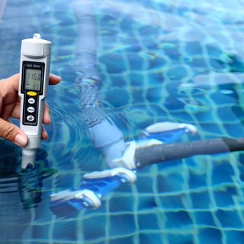 First Look Service - Pool Cleaners Near Me