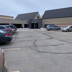 Elmbrook Church - Lake Country - Family entrance