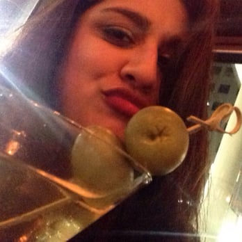 SER - Strong martini! - Spanish Near Me - Arlington, Virginia