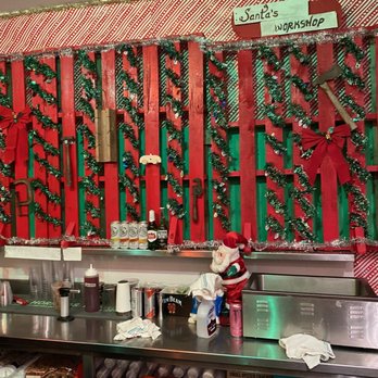 Jingle Bar - christmas decorations on the wall - Bars Near Me - Pittsburgh, Pennsylvania Jingle Bar - christmas decorations on the wall - Bars Near Me - Pittsburgh, Pennsylvania