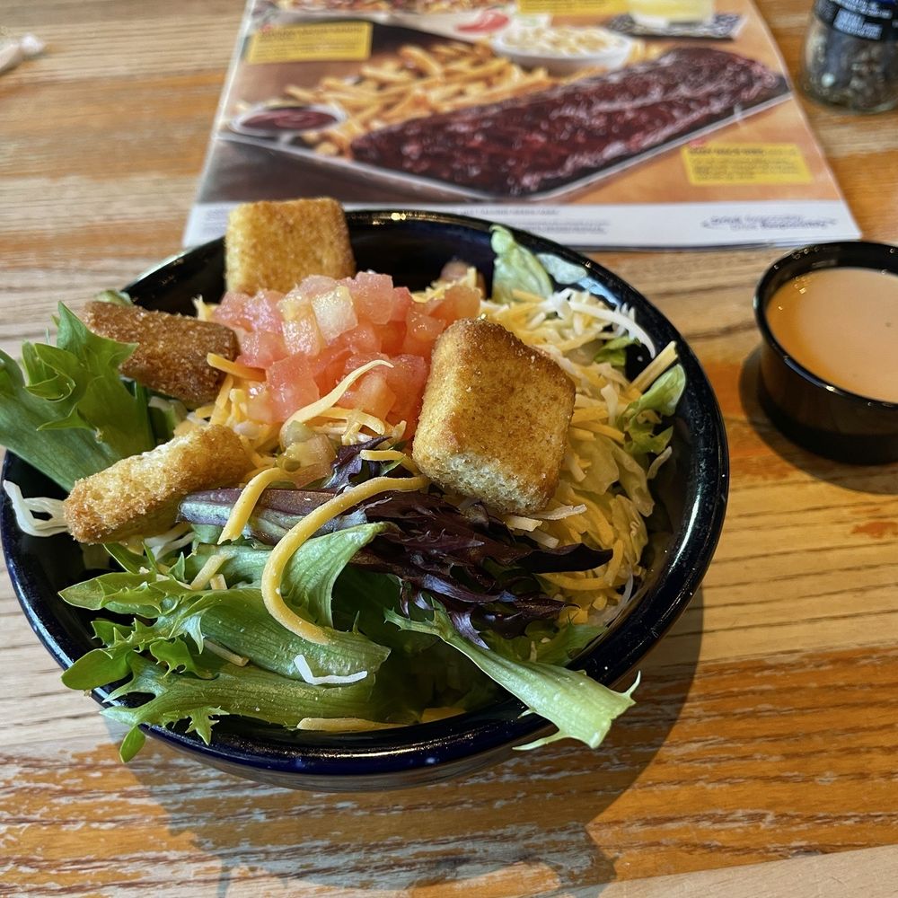 Chili's - House Salad - American Near Me - Barstow, California