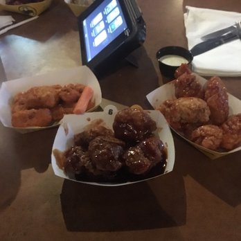 Buffalo Wild Wings - American Near Me - Long Beach, California