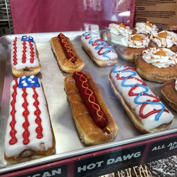 Pinkbox Doughnuts - look at all that buttercream wow - Donuts Near Me - Las Vegas, Nevada Pinkbox Doughnuts - look at all that buttercream wow - Donuts Near Me - Las Vegas, Nevada
