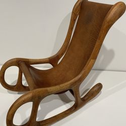 Fresno Art Museum - Chair rocker by Maruyama
