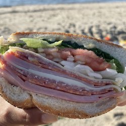 Montauk Market Café and Deli - Fresh and delicious Italian on the beach! I mean!