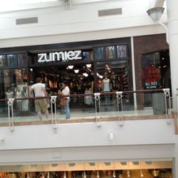 Zumiez