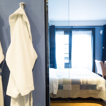 De Posthoorn - Hotel Room Double Deluxe - Modern European Near Me - Monnickendam, New Hampshire
