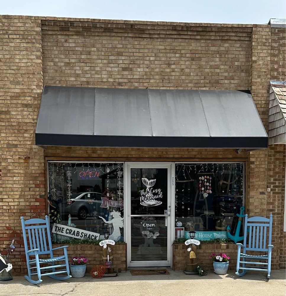 THE COSY MERMAID Updated October 2024 265 E Main St, Belhaven
