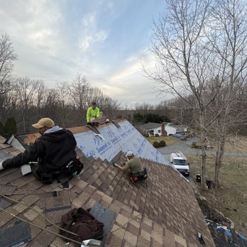 Francisco & Son General Contractor - two men working on a roof - Flooring Near Me Francisco & Son General Contractor - two men working on a roof - Flooring Near Me