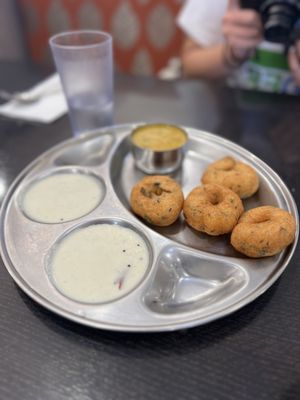 Saravanaa Bhavan by null