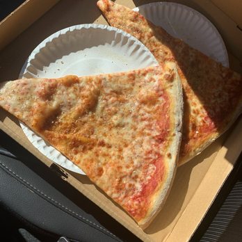 Tony The Pizza Chef II - The pizza slices were huge. Enough for two. - Pizza Near Me - Hollywood, Florida Tony The Pizza Chef II - The pizza slices were huge. Enough for two. - Pizza Near Me - Hollywood, Florida