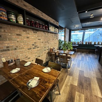 JJ Dak - Chicken Shop Near Me - Fort Lee, New Jersey