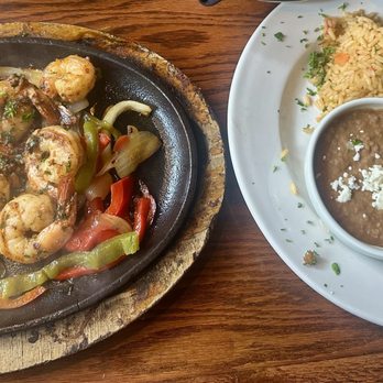 Rj Mexican Cuisine - Sizzling Fajitas - Mexican Near Me - Dallas, Texas