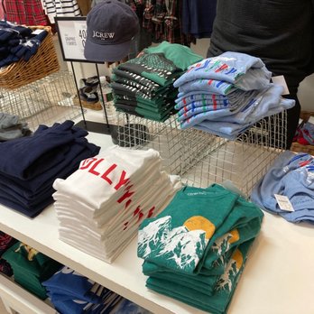 J.Crew Factory Store - Men's Clothing Near Me - Tinton Falls, New Jersey