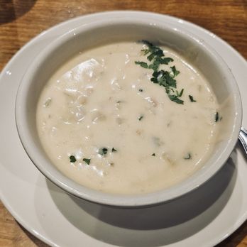 BJ's Restaurant & Brewhouse - Clam Chowder - Breweries Near Me - Huntington Beach, California