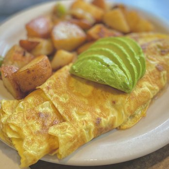 Bill's Cafe - ABC Omelette* got us like "Imma let" it be devoured! How could I not? - Breakfast & Brunch Near Me - Fremont, California