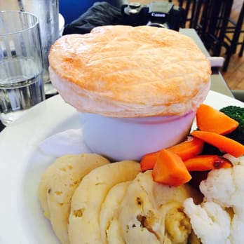Pig and Whistle - Meat pie - Pubs Near Me - Rotorua, BOP Pig and Whistle - Meat pie - Pubs Near Me - Rotorua, BOP