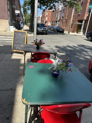 Photo of Les & Doreen's Happy Tap - Philadelphia, PA, US. Pop up kitchen on Sunday/Monday