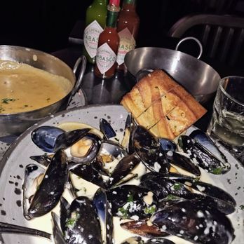 Proper 21 - F Street - Lobster Bisque and Mussels in Garlic Wine Sauce, with grilled bread. - Bars Near Me - Washington, DC, District of Columbia Proper 21 - F Street - Lobster Bisque and Mussels in Garlic Wine Sauce, with grilled bread. - Bars Near Me - Washington, DC, District of Columbia