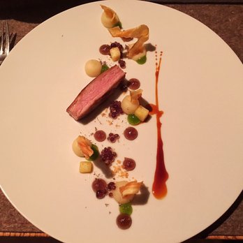 Showroom Restaurant - Modern European Near Me - Munich, BY Showroom Restaurant - Modern European Near Me - Munich, BY