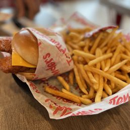 Chicken Sandwich Combo Chicken Sandwich Combo
