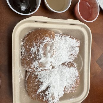 Bilstad's Beignets - Flight of 6 Beignets with 3 dippers - Food Trucks Near Me - Ashburn, Virginia Bilstad's Beignets - Flight of 6 Beignets with 3 dippers - Food Trucks Near Me - Ashburn, Virginia