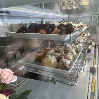 Linda's Dolci - Bakeries Near Me - Albuquerque, New Mexico