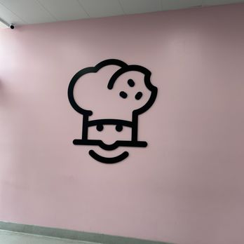 Crumbl - Papillion - Bakeries Near Me - Papillion, Nebraska
