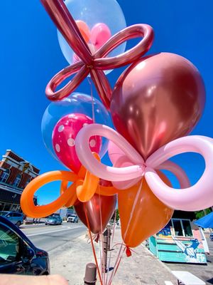 Pioneer Party Gift & Copy